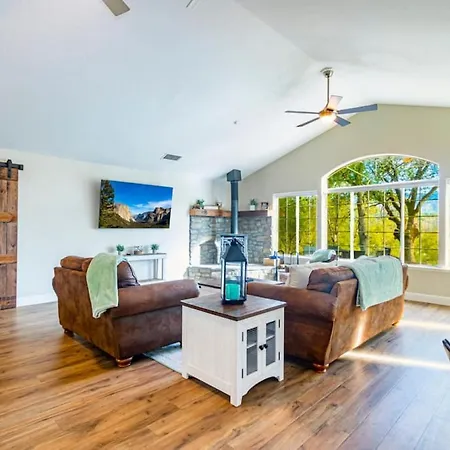Mystic Mountain Villa, 14 Miles From Yosemite Oakhurst Exterior foto