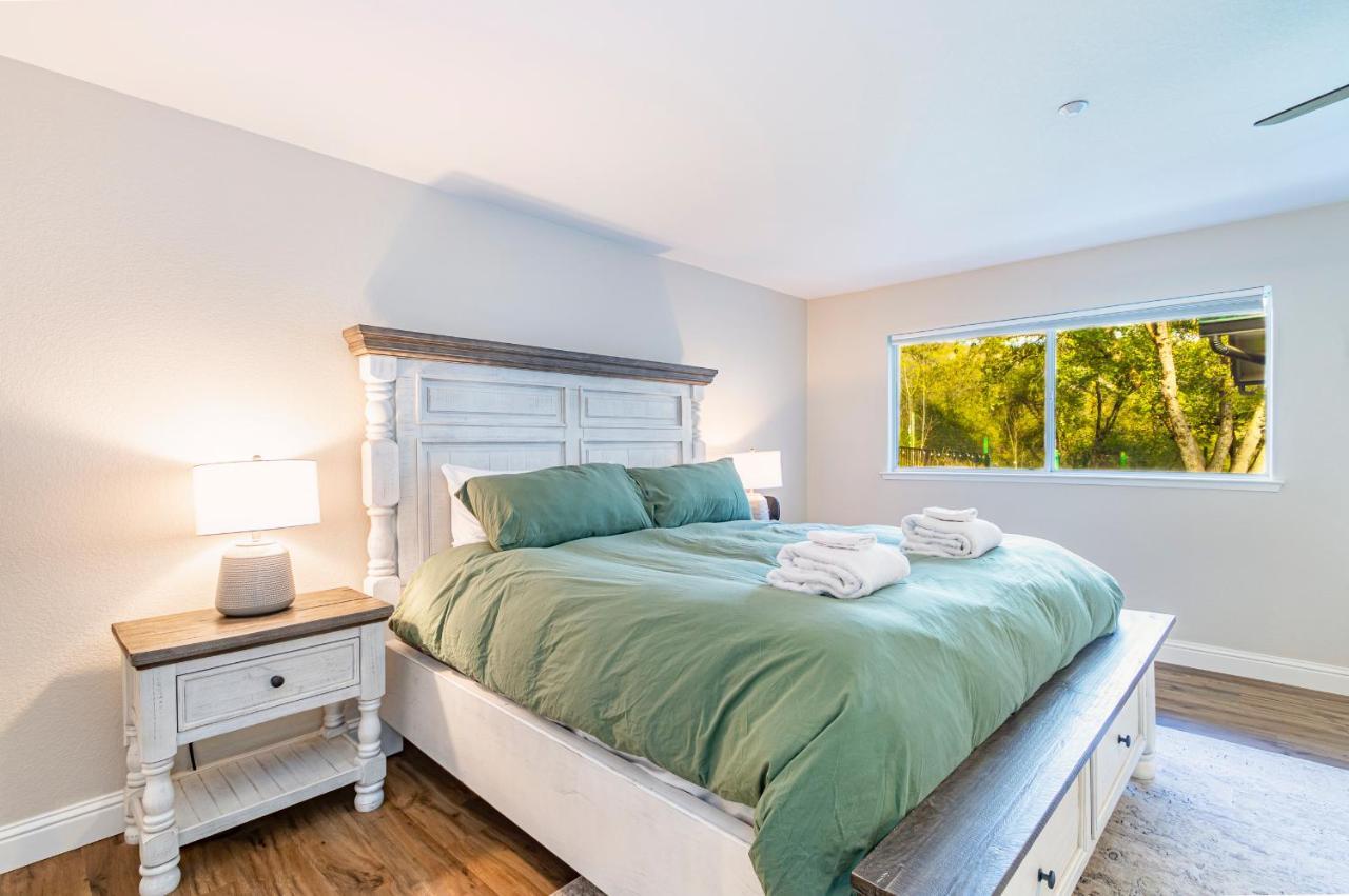 Mystic Mountain Villa, 14 Miles From Yosemite Villa