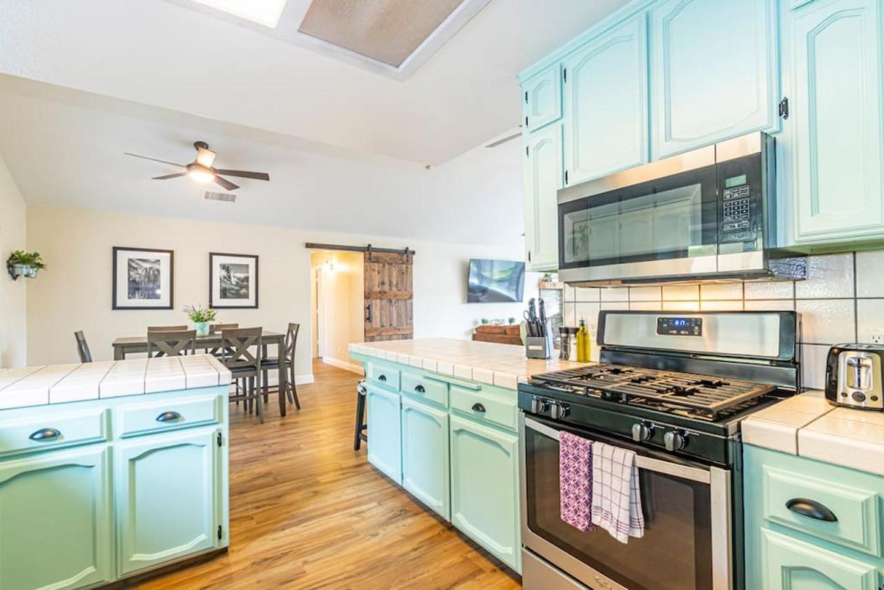 Mystic Mountain Villa, 14 Miles From Yosemite *